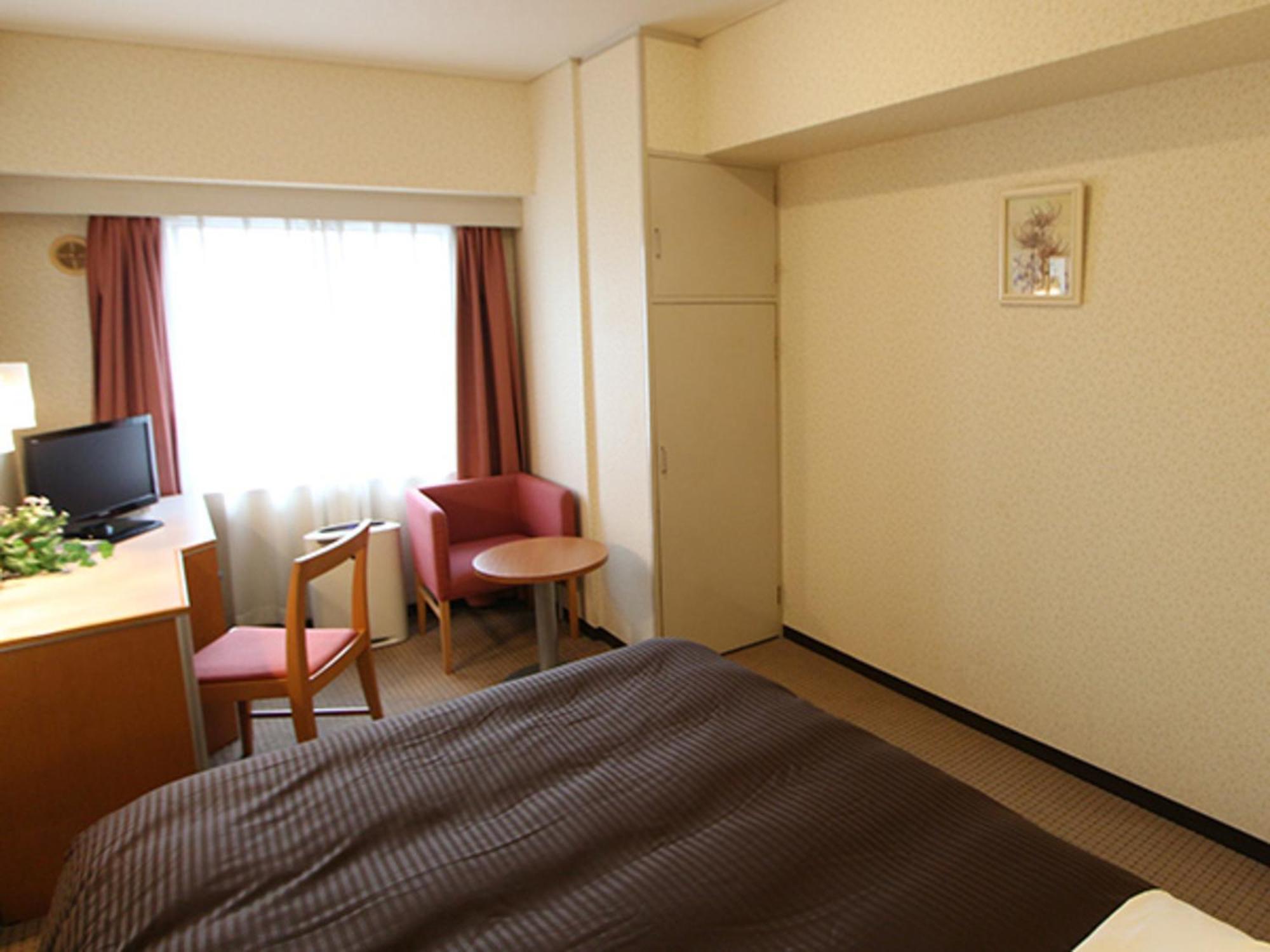 Hotel Livemax Budget Yokohama Kannai Exterior photo