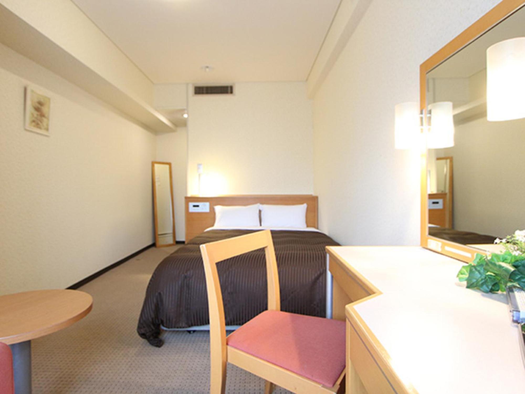 Hotel Livemax Budget Yokohama Kannai Exterior photo